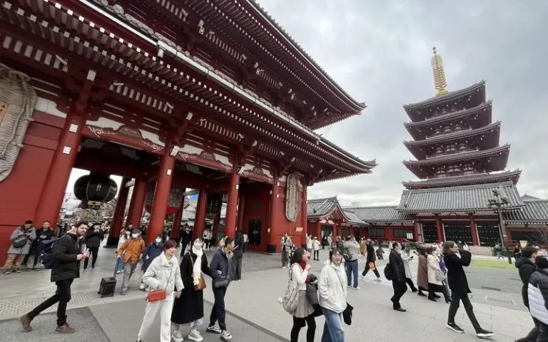 Sapporo - Tokio mit Stadtbesichtigung