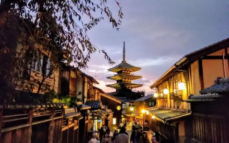 Kyoto-Spaziergang nach Eikando, Ginkakuji, Philosophenweg und Freizeit