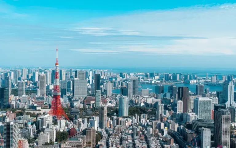 Ankunft in Tokio und Sammeln erster Eindrücke in der Megametropole