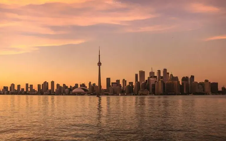 Stadtrundfahrt und Freizeit in Toronto