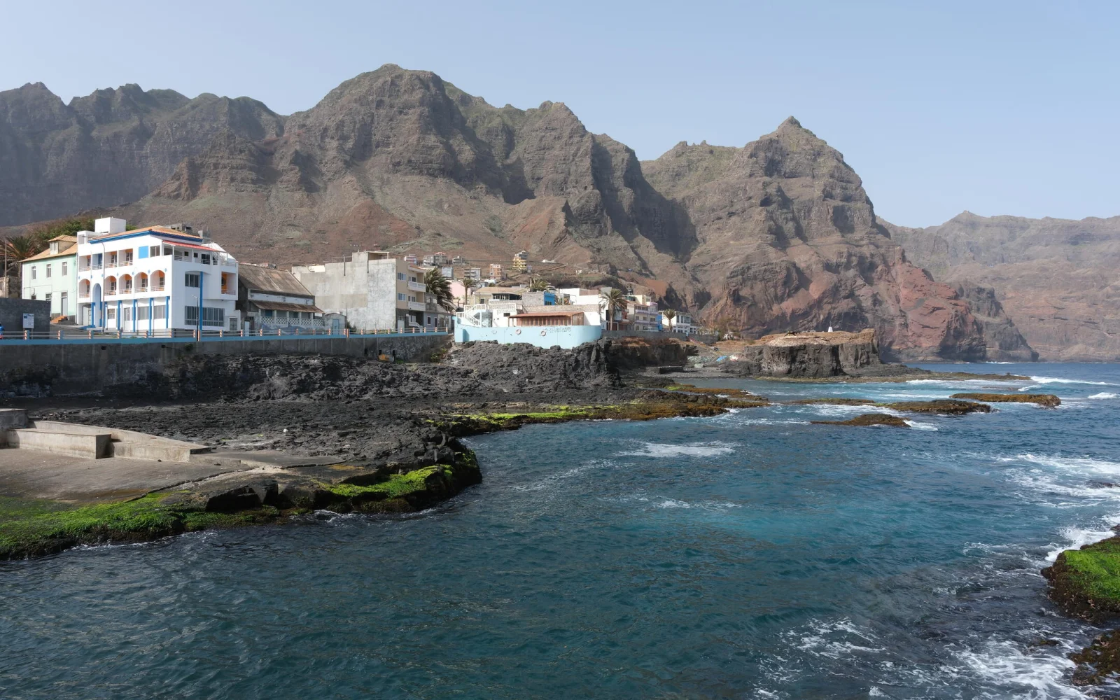 Im Norden von Santo Antao übernachten Sie in charmanten Fischerdörfern