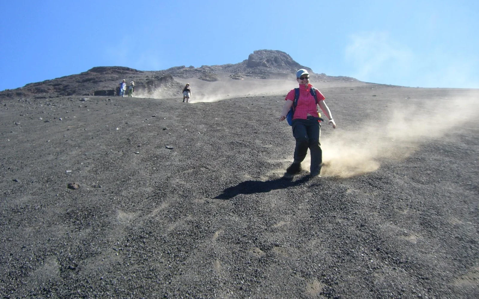 Insel Fogo: Sandsurfen beim Abstieg vom Pico