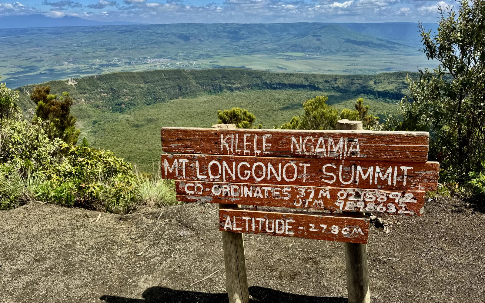 Auf dem erloschenen Vulkan Mt. Longonot (2776m)