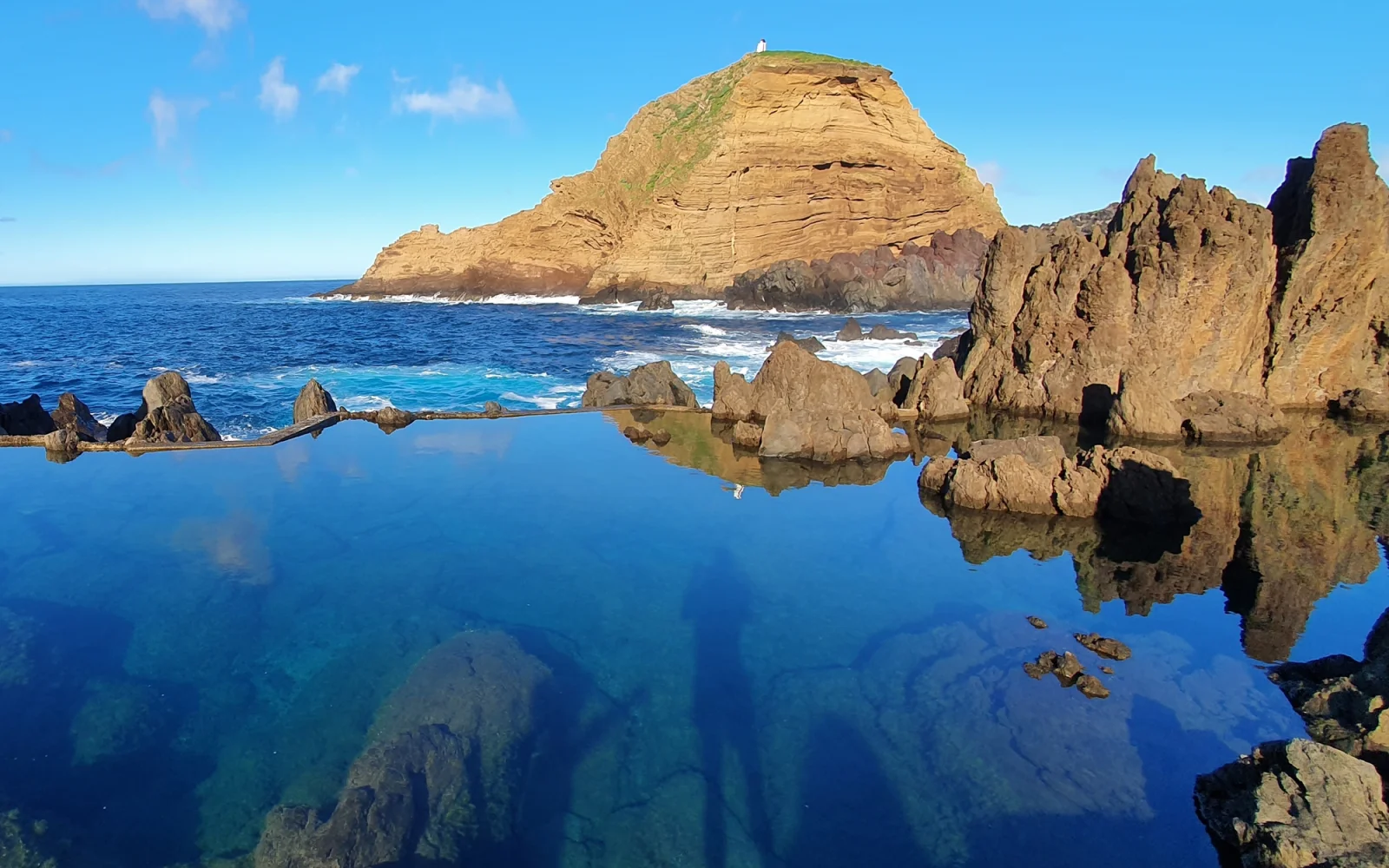 In Porto Moniz können Sie Baden und am freien Tag entspannen
