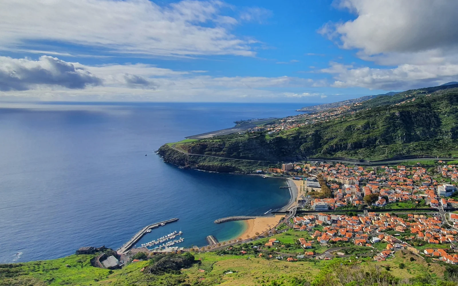 Blick über die Bucht von Machico