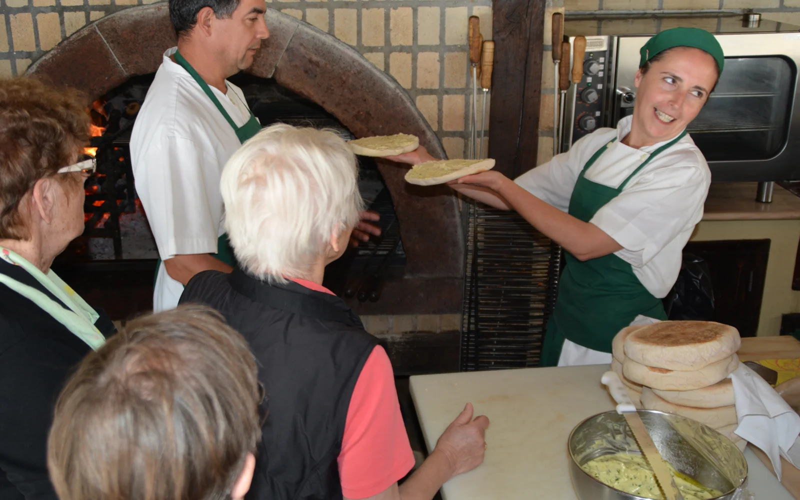 Brot backen in der Quinta do Estreito