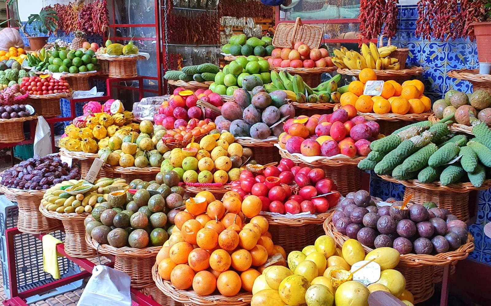 Madeira begeistert auch mit einem sensationellem Obst- und Gemüseangebot...