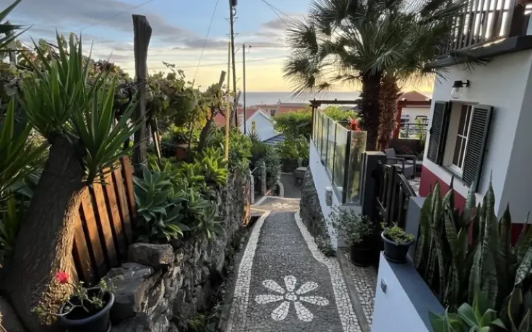 6. Lauftag: Über die Levada do Norte zum Küstenort Jardim do Mar