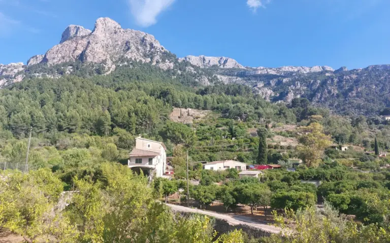 Mallorca – Wanderparadies mit Gipfeln, Schluchten, Küsten- und Höhenwegen