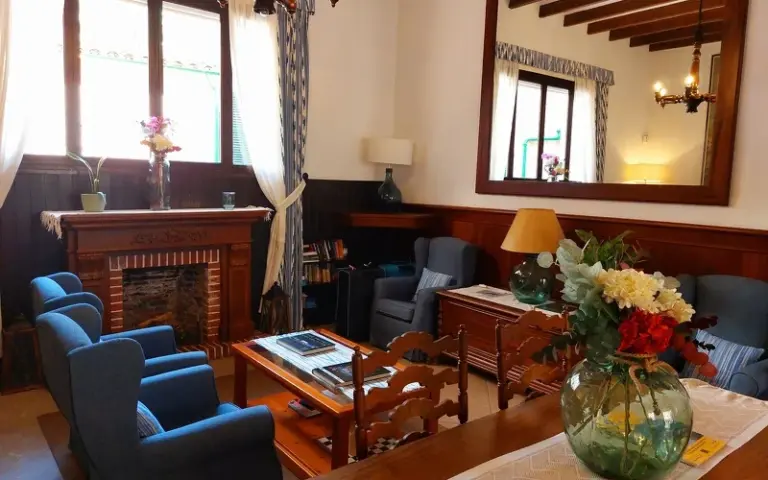 Anreise und Transfer zu Ihrem Hotel in Sóller