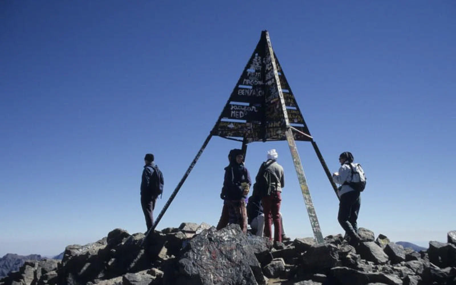 Auf dem Gipfel des Jebel Toubkal – höher geht es in Nordafrika nicht