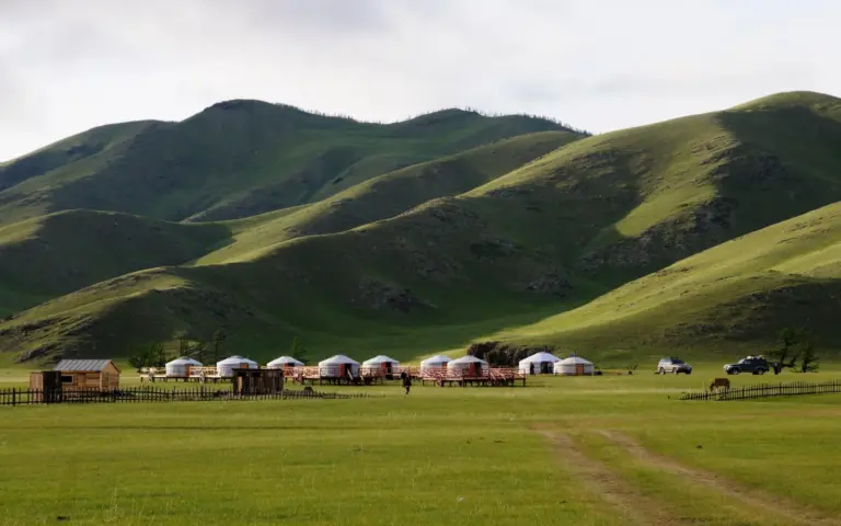 Reiseziel Mongolei - Gercamps und endlose Landschaften erwarten Sie