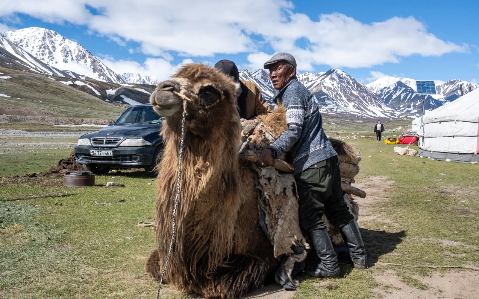 Lernen Sie die Kultur der mongolischen Kamelzüchter kennen
