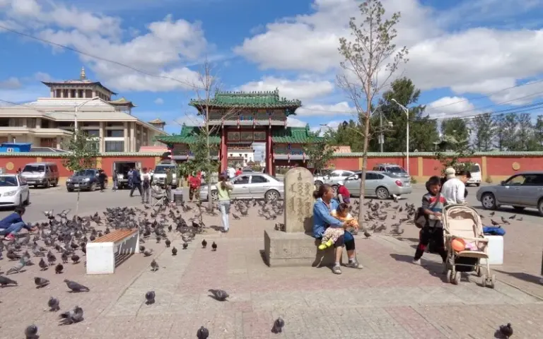 Fahrt nach Ulaanbaatar, Freizeit und Abschiedsessen