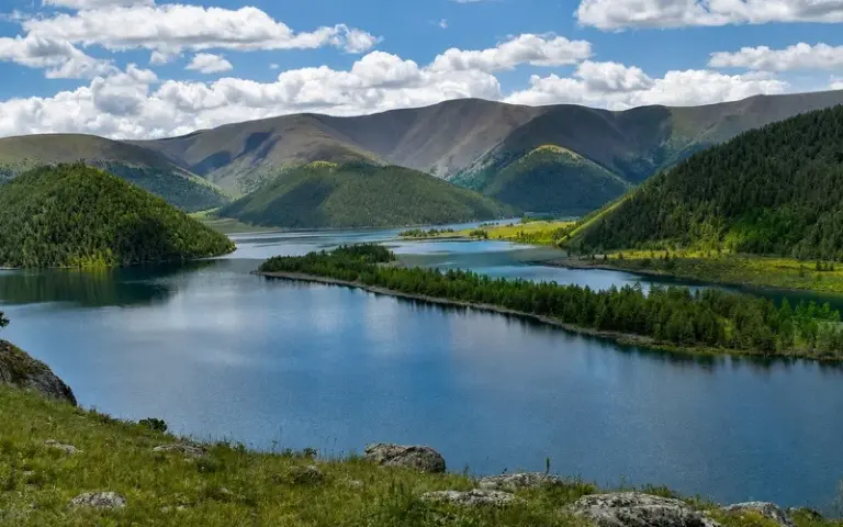 Wandertage zu den Acht Seen "Naiman Nuur"