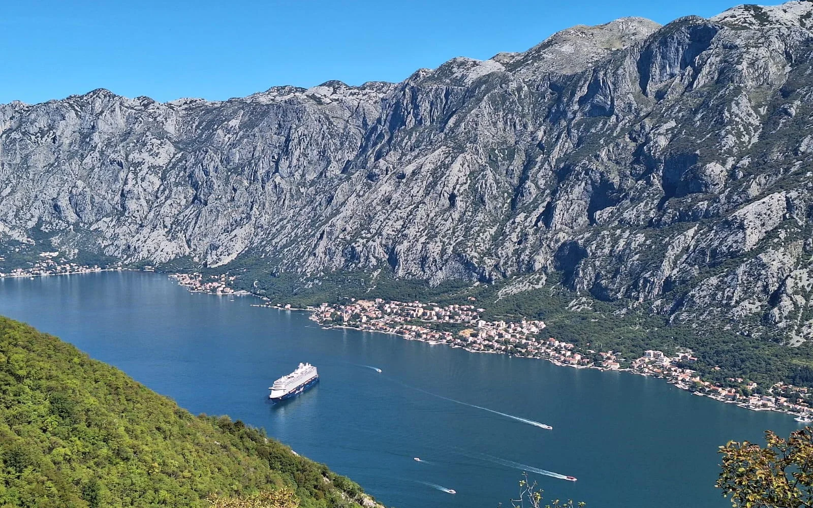 Sie wandern u.a. auch auf den Gipfel des Vrmac an der Adria