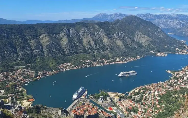 Montenegro: Besichtigung des mittelalterlichen Kotors und Freizeit