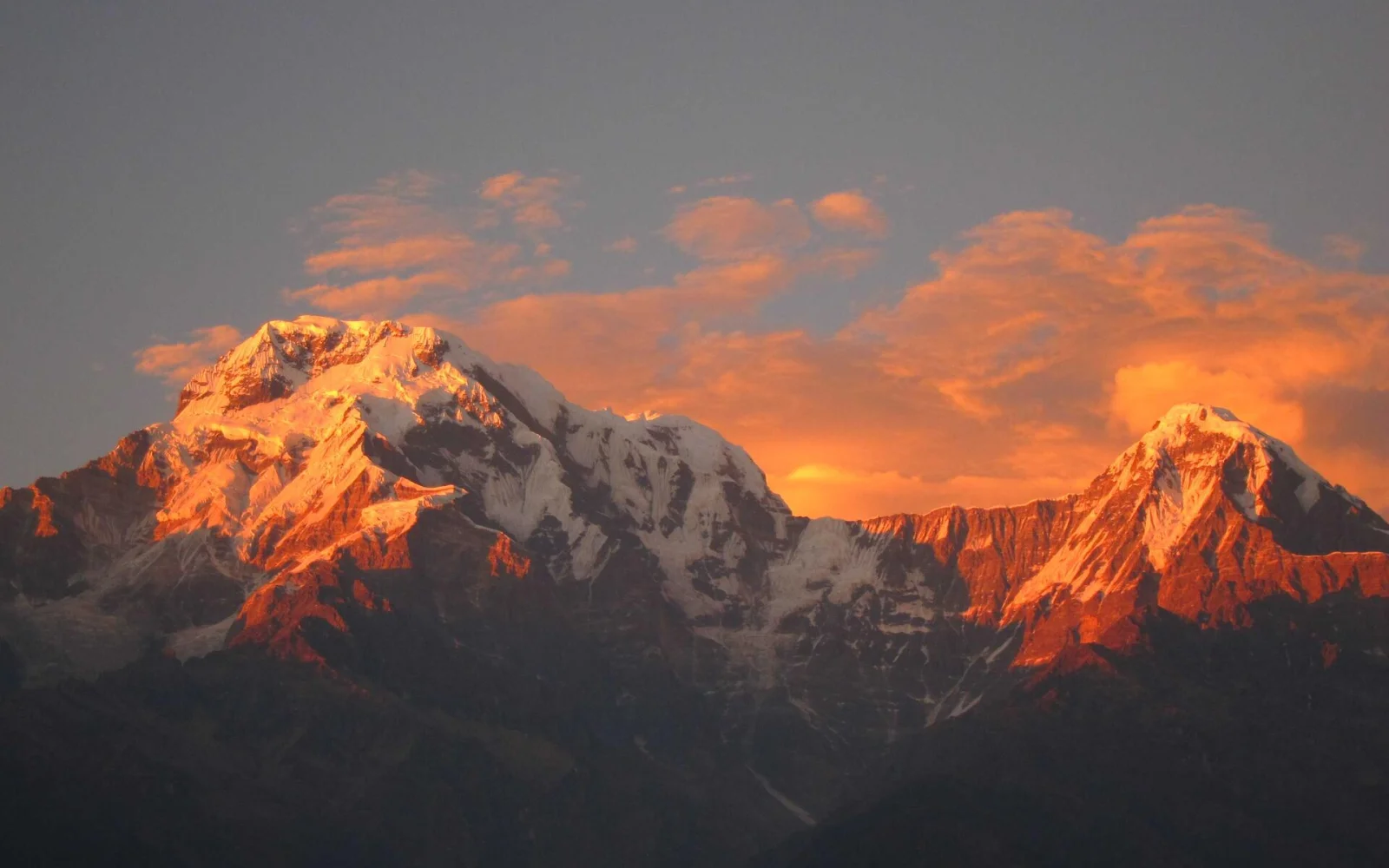 Blick vom Poon Hill zum Sonnenaufgang über der Annapurna