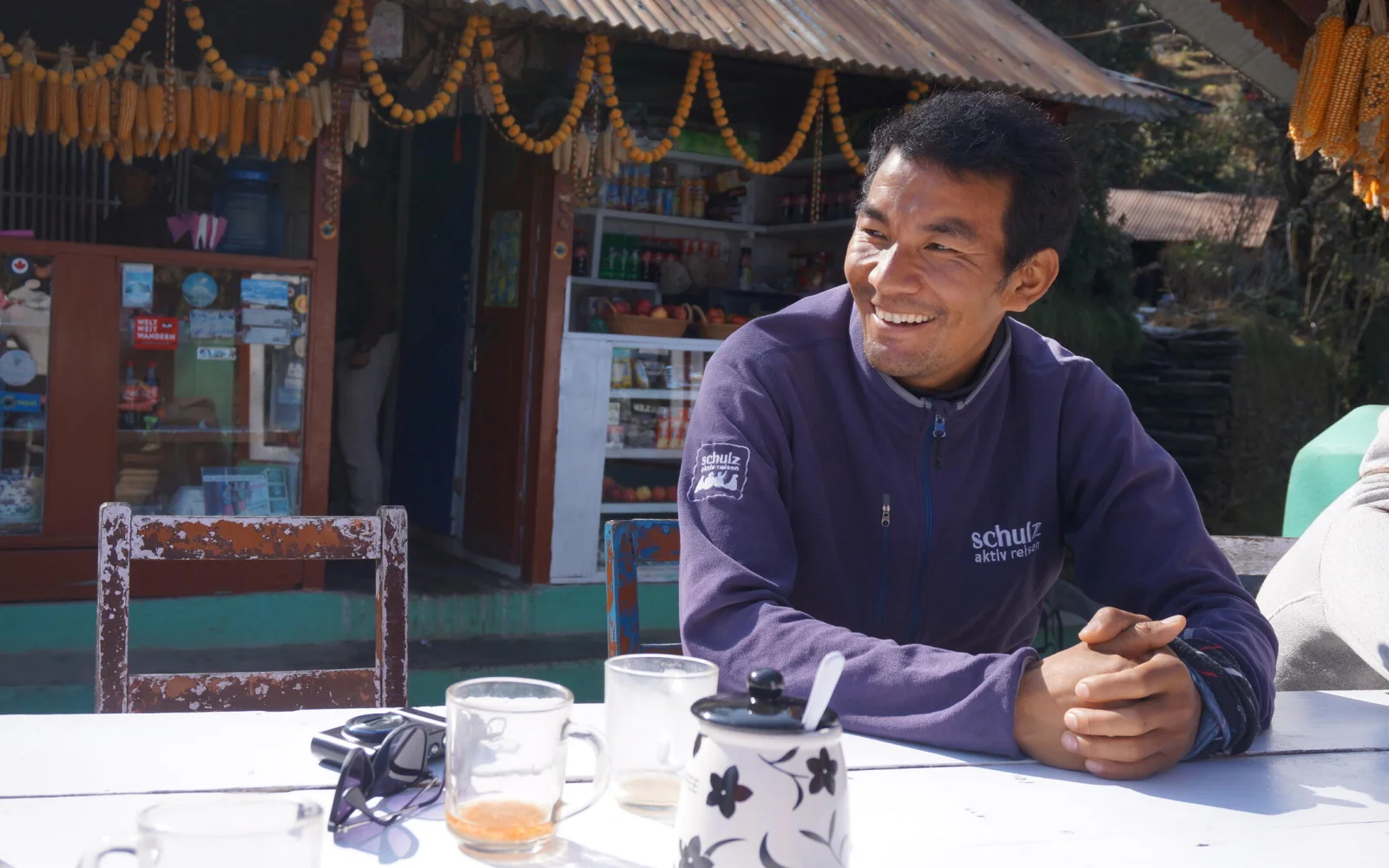 Gelu Sherpa führt Sie sicher durchs Bergparadies
