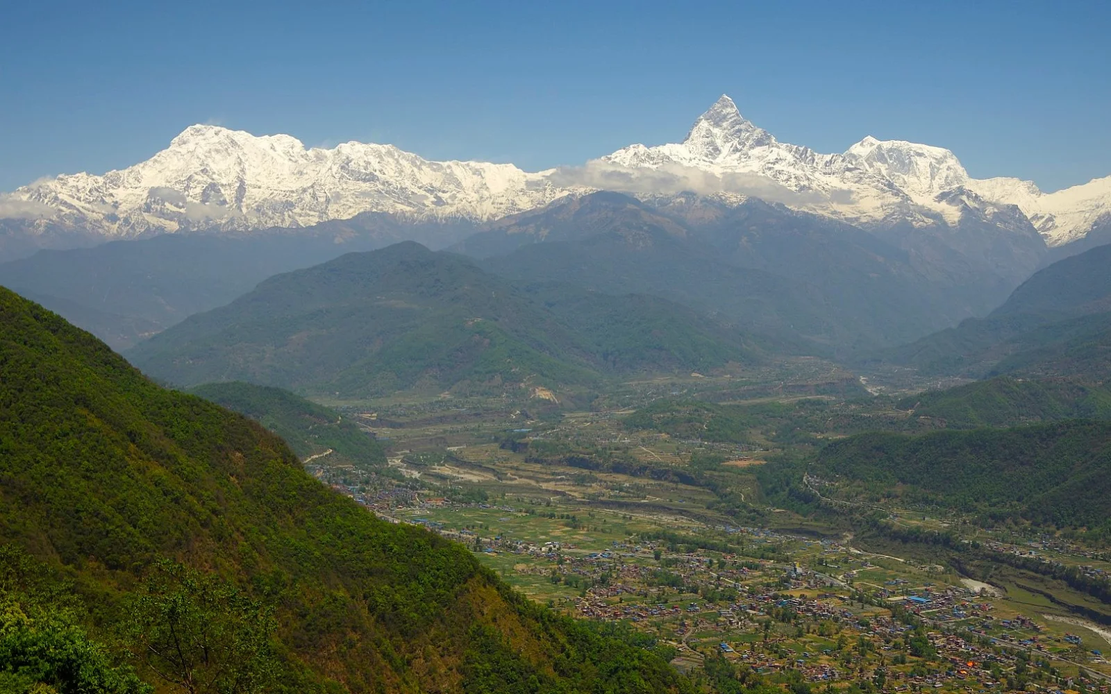 Unvergessliche Himalayapanoramen erwarten Sie u. a. in Pokhara.