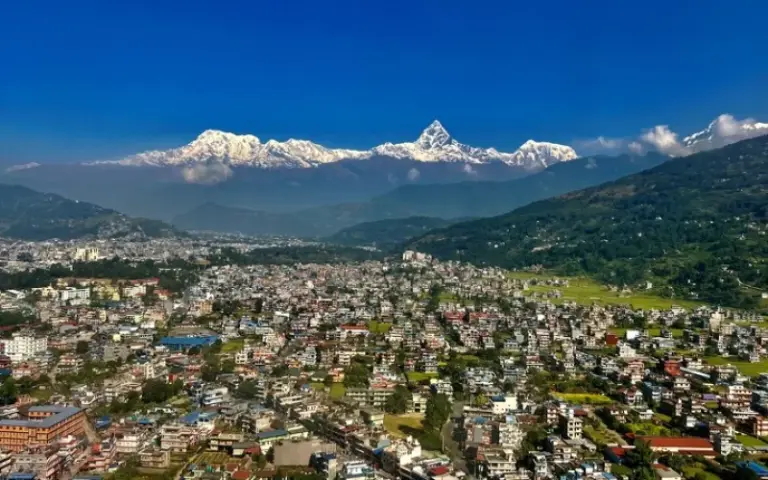 Entspannung in Pokhara und optionale Wanderung zur Weltfriedens-Stupa