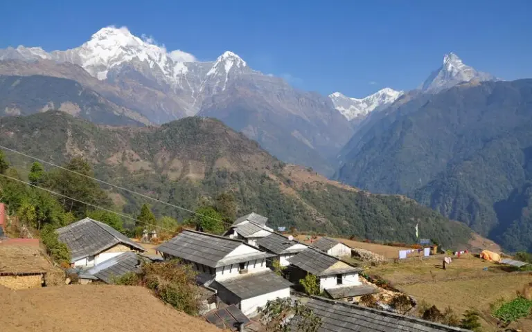 Trekking durch die Gurung-Dörfer Gandruk und Landruk (1.700 m)