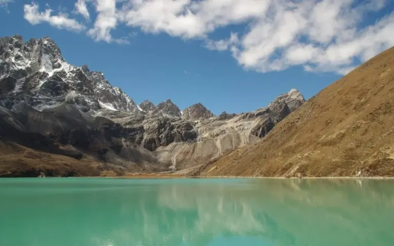 Trekking entlang türkisgrüner Seen bis nach Gokyo (4.750 m)