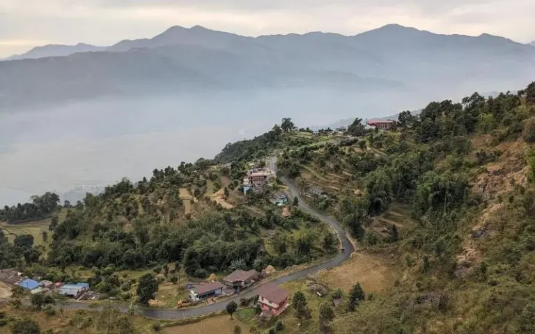 Aufbruch in den Süden: Fahrt ins Terai-Tiefland nach Chitwan