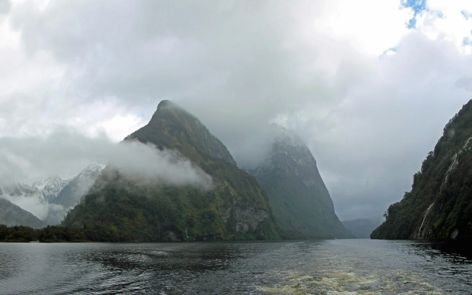 Das Fjordland gehört zu den regenreichsten Gebieten unserer Erde