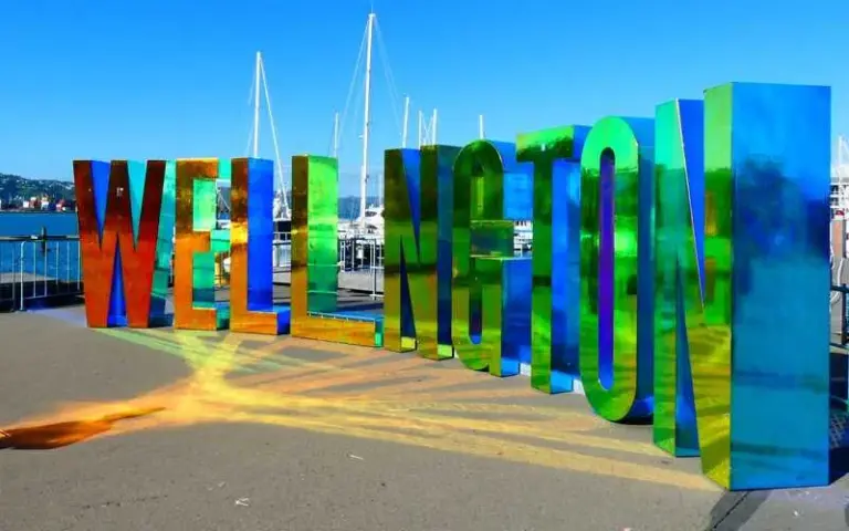 Fahrt nach Wellington in die Hauptstadt Neuseelands