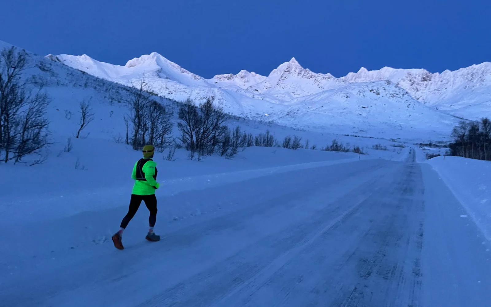 Die Marathon-Strecke führt von der Insel Kvaløya bis ins Zentrum der Stadt Tromsø