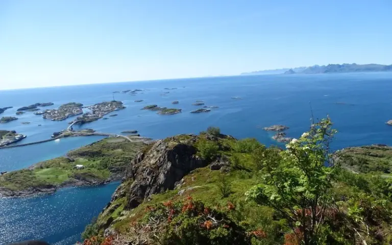 Wanderausflug nach Henningsvær mit Gipfeltour oder Seespaziergang