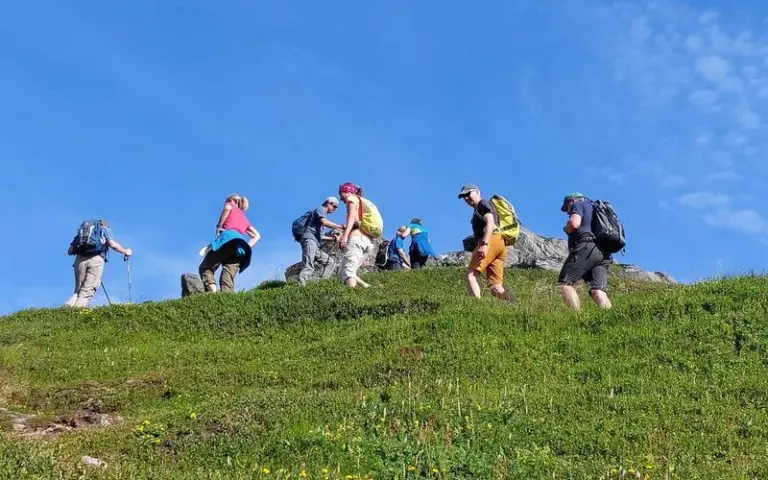 Ortswechsel nach Sørvågen und kurze Küstenwanderung