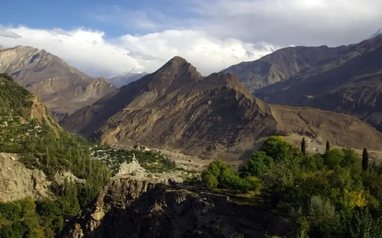 Zurück nach Minapin, Fahrt ins "Shangri La" von Pakistan nach Hunza