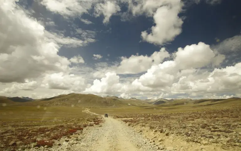 Fahrt durch den Deosai-Nationalpark nach Astore