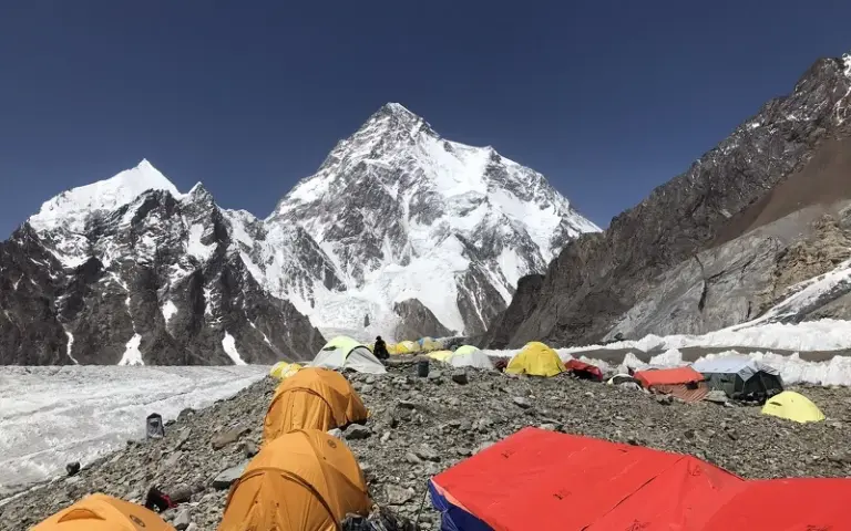 Trekking Concordia zum Broad Peak (4.690 m) oder K2 Basecamp (5.120 m)