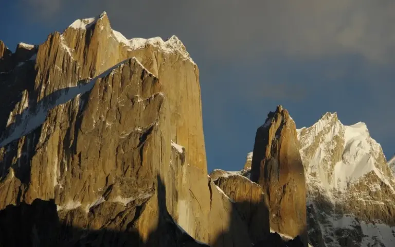  Trekking von Khuburtse nach Urdukas (4.050 m)
