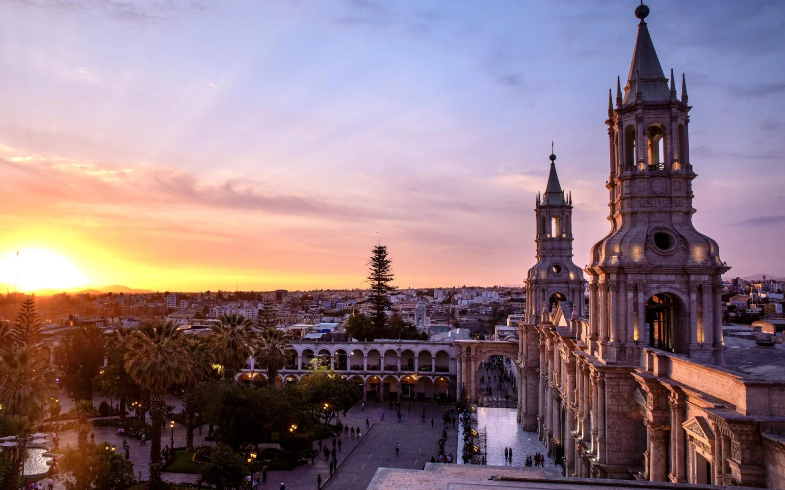 Arequipa - „die weiße Stadt“ am Fuße dreier Vulkane