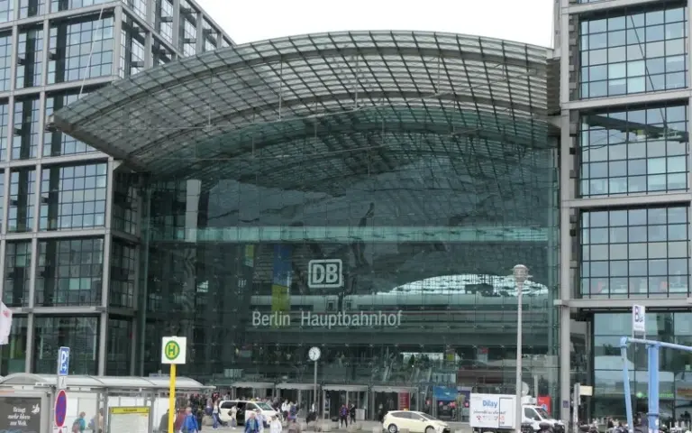Zugfahrt Berlin-Warschau 