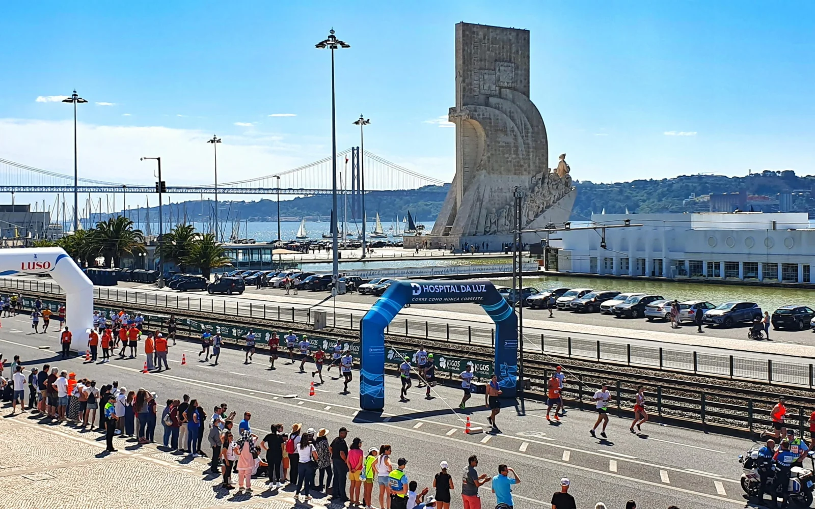 Der Zieleinlauf im historischen Belem