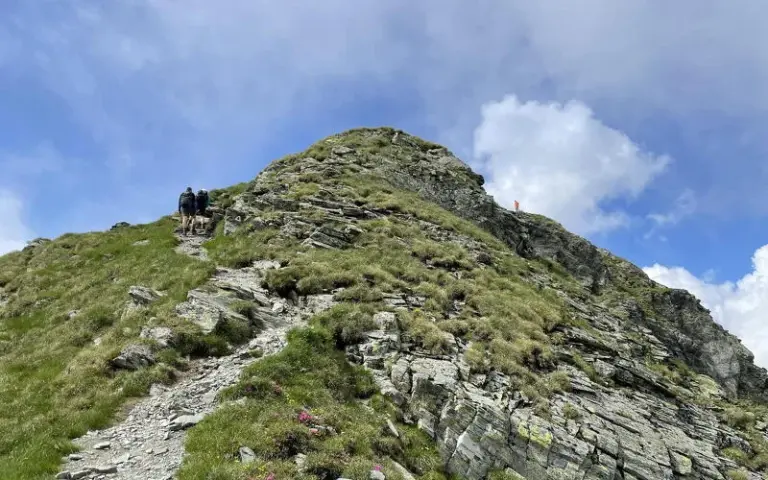 Wanderung auf den Batrana Gipfel