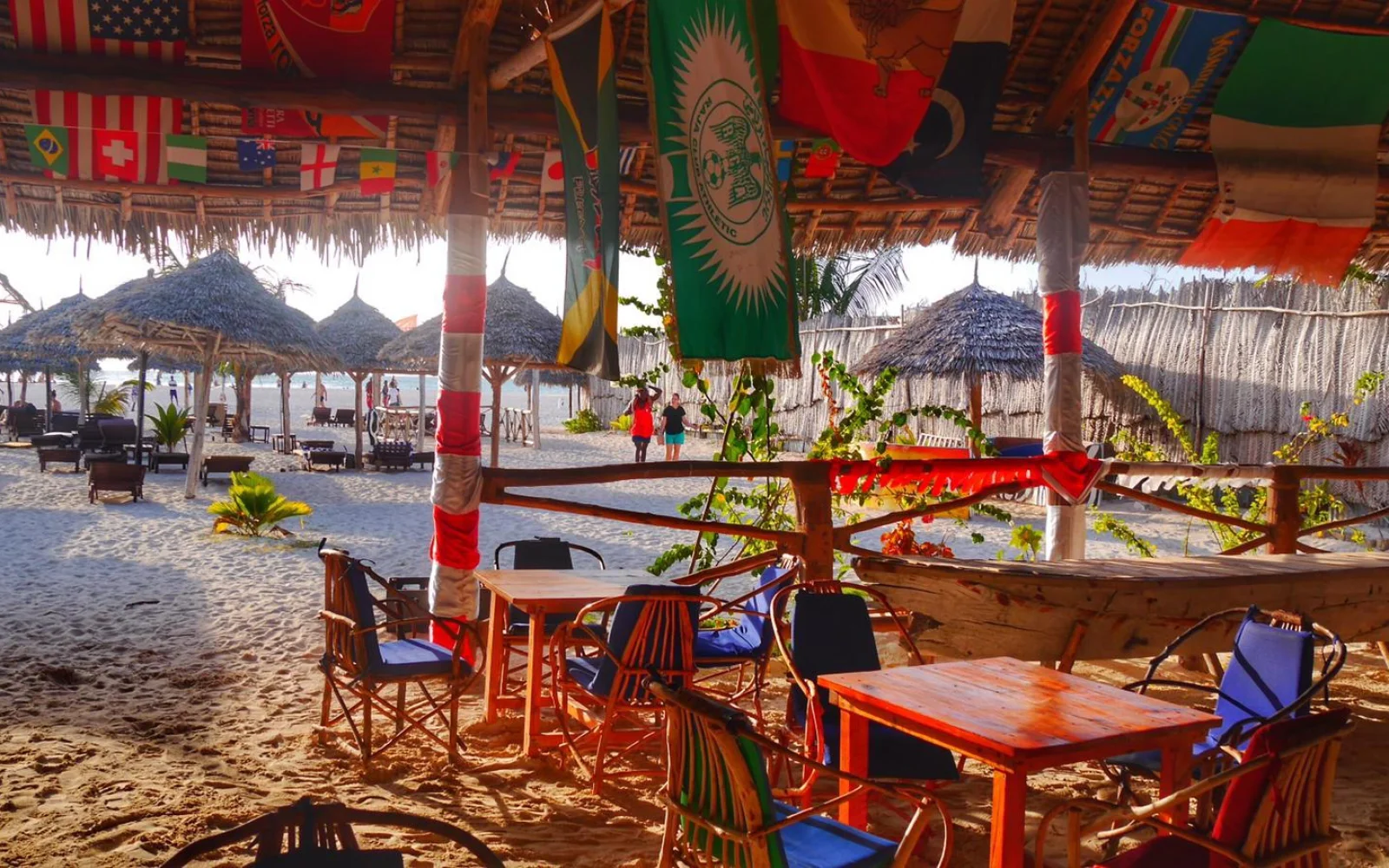 Lassen Sie die Seele baumeln in einer Strandbar - wie hier in Kendwa