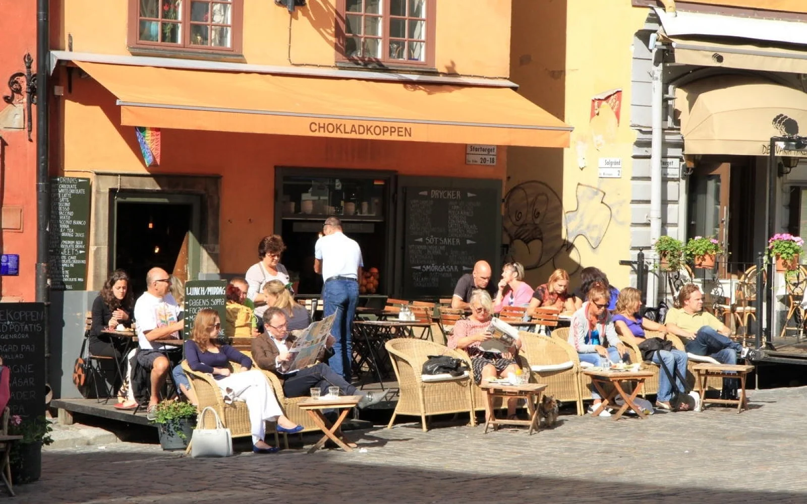 Gepflegte Gastlichkeit in den zahlreichen Cafés und Restaurants 