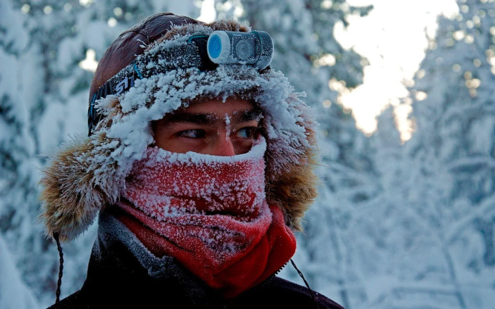 Es kann kalt werden! Aber die gestellte Ausrüstung hält warm (Fotowettbewerbsbild von Manuel Gros)