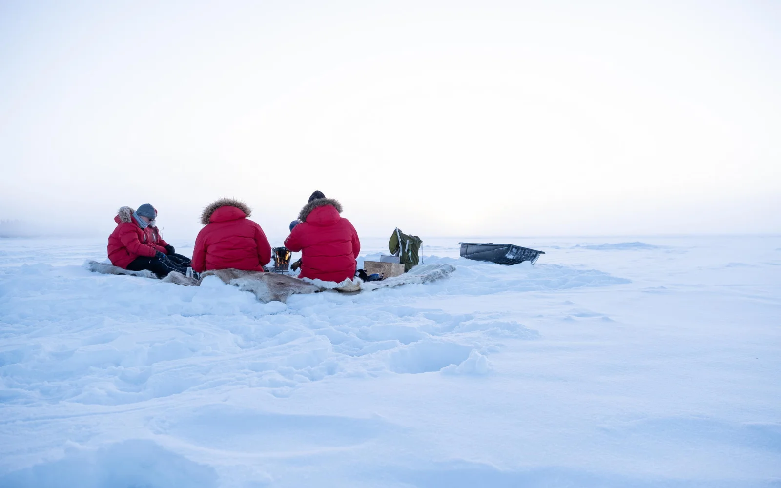 Eisfischen in Lappland: Eine besondere Art der Entschleunigung