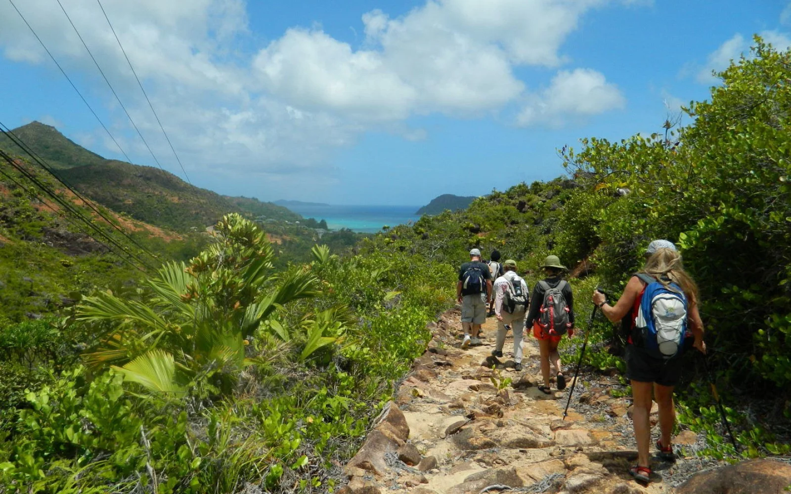 Küstenwanderung zum Strand Anse Major auf der Insel Mahé, der ersten Insel