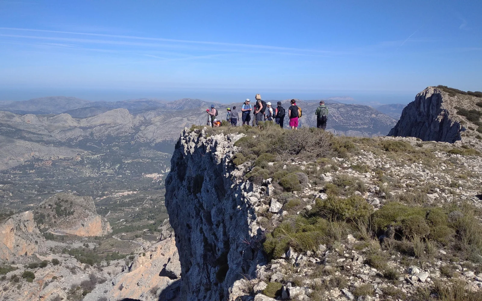 Spektakuläre Aussichten erwarten Sie u.a. bei der Wanderung zum Aitana Gipfel