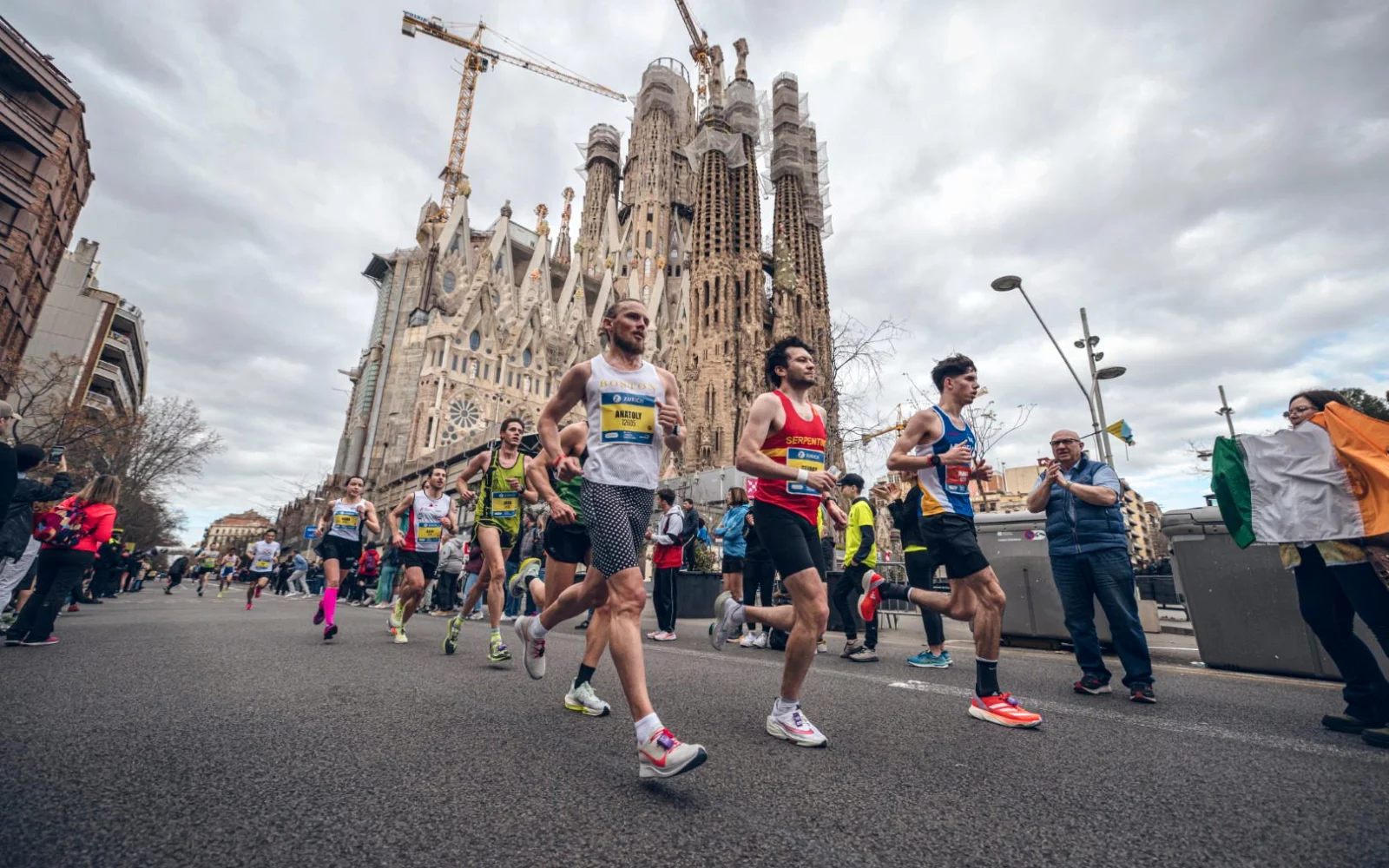 Barcelona & Laufen - eine wunderbare Symbiose. Willkommen zum fantastischen Barcelona-Marathon!