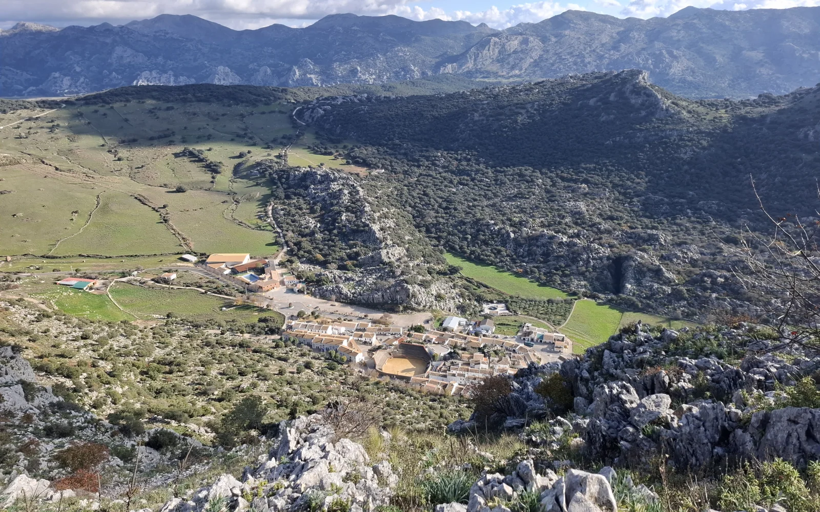 In den weißen Dörfern des Naturparkes Grazalema mit 2 Übernachtungsorten
