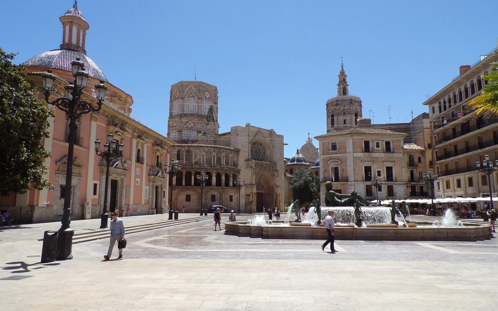 Plaza de la Reina